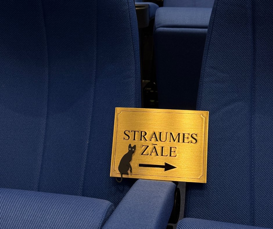 Kino_Splendid's tweet photo. Vakar svinējām īpašu notikumu - Straumes zāles atklāšanu. ✨

Paldies visiem, kas bija klāt un radīja siltu, gaišu atmosfēru.

Mums ir liels prieks, ka jaunā zāle nes “Straumes” vārdu un ir piedzīvojusi vērienīgas pārmaiņas, kas skatītājiem sniegs pilnīgi cita līmeņa kino pieredzi.

Sirsnīgs paldies arī @gardumuti par dzirkstošajiem dzērieniem, kas piešķīra vakaram īstu svētku garšu. 💛

Uz tikšanos Straumes zālē! 🎬✨

📸 @letanewslv