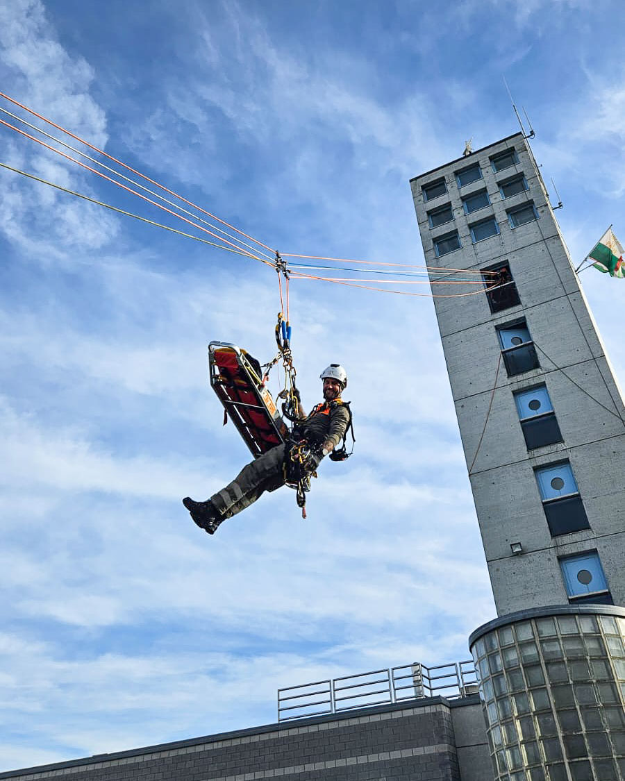 PCiVD's tweet image. 🔸 Deux jours d'entraînement pour les cordistes spécialistes du sauvetage en profondeur.

Pour certains astreints, il s'agissait des derniers exercices avant l'examen ITRA niveau 2, certification de compétences avancées dans le sauvetage technique. Bonne chance à eux!