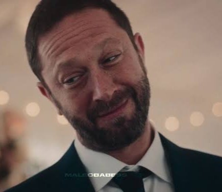 Cousin Richie, from the The Bear, is my favorite character and 
the reason I keep watching the series. 
Somehow after I finished season 4, I felt that Richie's character reminds me of Mirabel's from the animated movie 
Encanto. They are both the SAND.