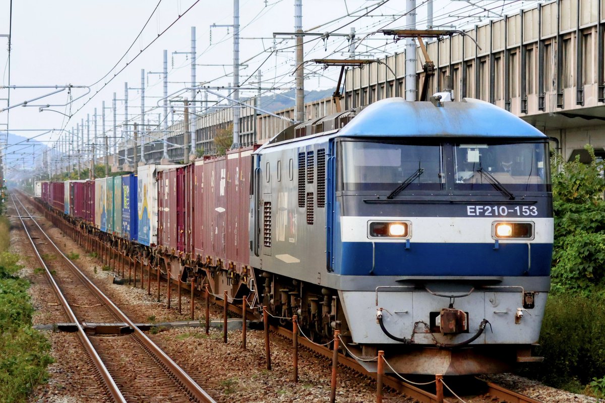 2025.11.2 1070レ EF210-153(岡)+コキ