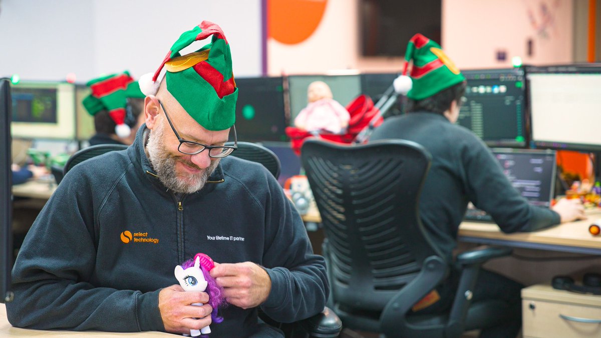 Select Technology tweet media