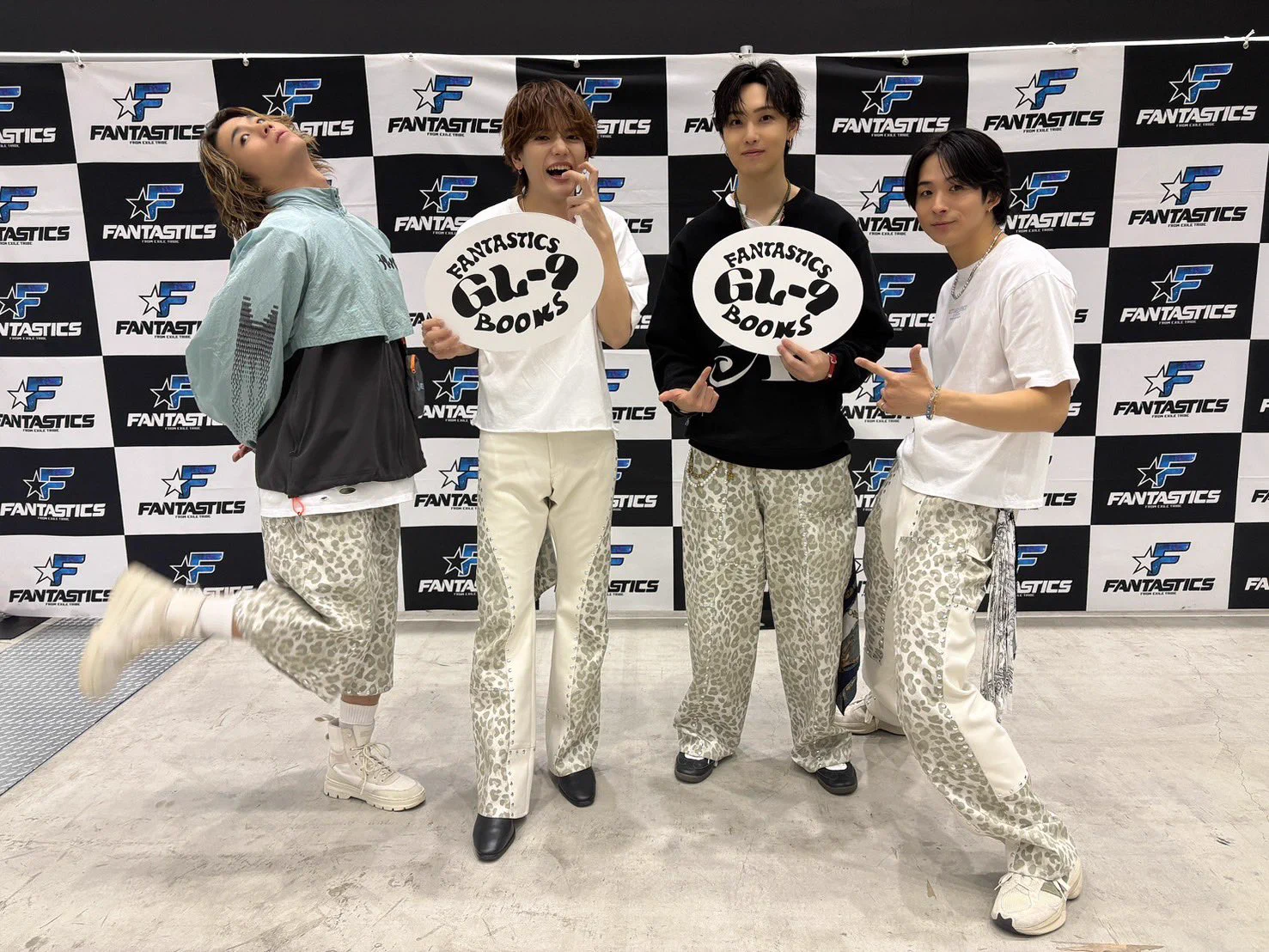 GL-9〜FANTASTICS BOOKS〜【公式】 on X: 