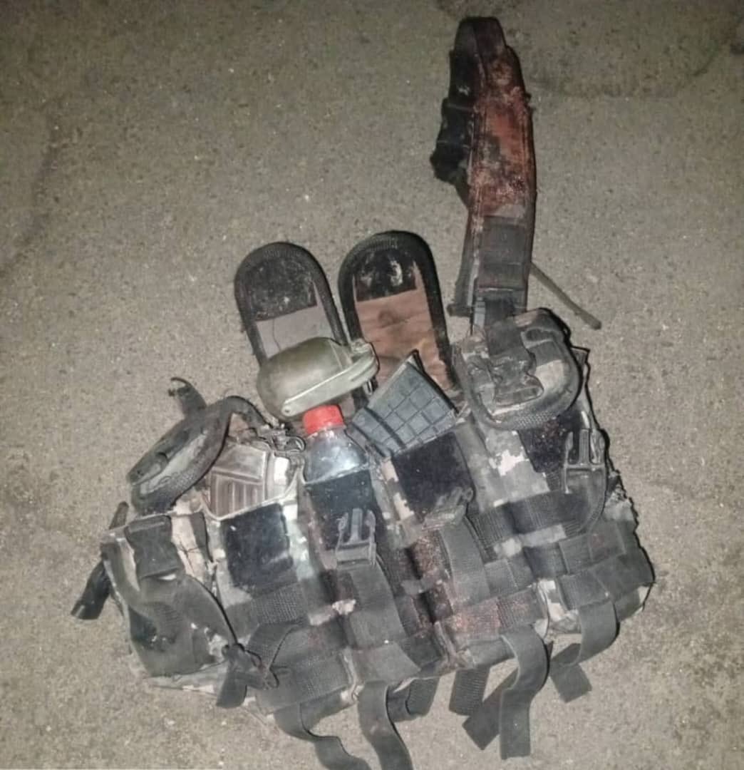 ZagazOlaMakama's tweet photo. Army troops neutralise 2 terrorists, recover weapons in Borno

By: Zagazola Makama 

Troops of Operation Hadin Kai have neutralised two terrorists in an ambush at Shettimari general area of Konduga Local Government Area of Borno State. 

Sources told Zagazola Makama that the operation, carried out under Operation Desert Sanity V, was executed by an ambush team in the early hours of Thursday.

The source said the troops, intercepted the fighters around  their  crossing point at about 1:20 a.m.

He said the soldiers immediately engaged the terrorists, neutralising two of them while others fled in different directions.

According to sources, the troops later conducted an immediate exploitation of the area and recovered two RPG bombs and one magazine loaded with 23 rounds of 7.62mm x 39mm special ammunition.

“There was no casualty on the side of the troops. The ambush team later repositioned and continued with their task.