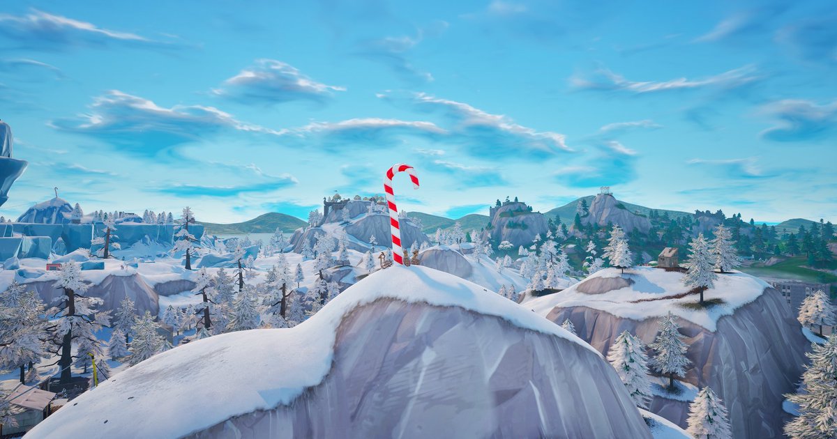 FNPhotixel's tweet image. OG CHRISTMAS DECORATION WILL RETURN FOR OG SEASON 7!

VIA [@PokeasyFN] #Fortnite