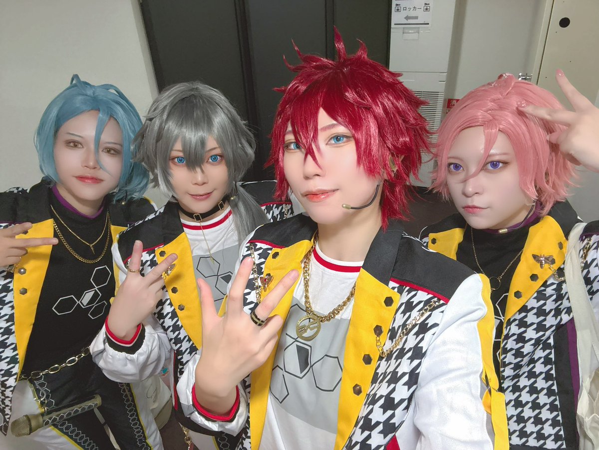 遅くなりましたが、 #ぷれステP お疲れ様でした！
【くいだおれ:cB】で出演させていただきました🐝
ペンライト、声援、手拍子で
一緒に盛り上がってくれて楽しかったです☺️✨️

主催のおふたり様、携わったスタッフ様方！
楽しい時間をありがとうございました🌸

 #たっとしーびー  #たっどぱふぉ