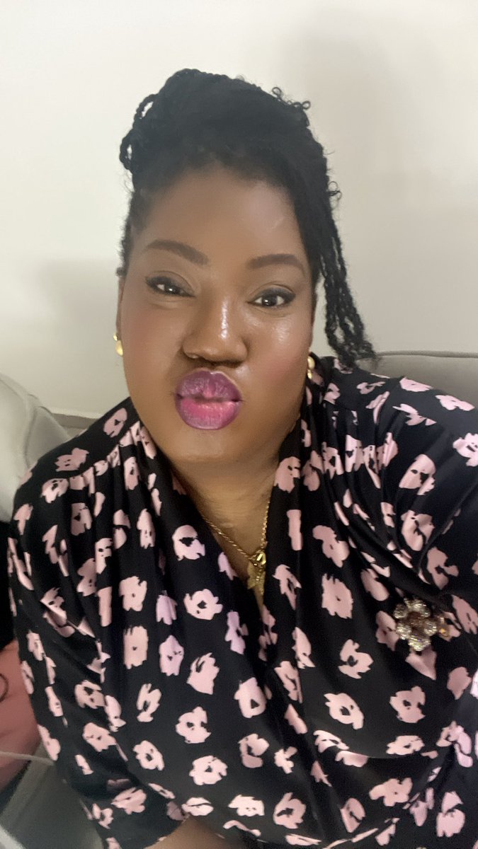 Her Fokken Majesty 🥰👑 tweet media