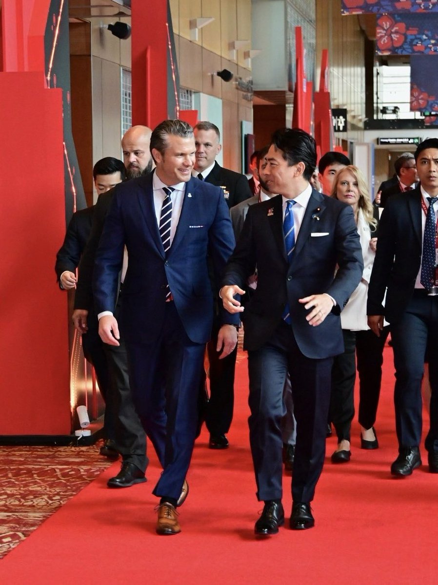 小泉進次郎 tweet media