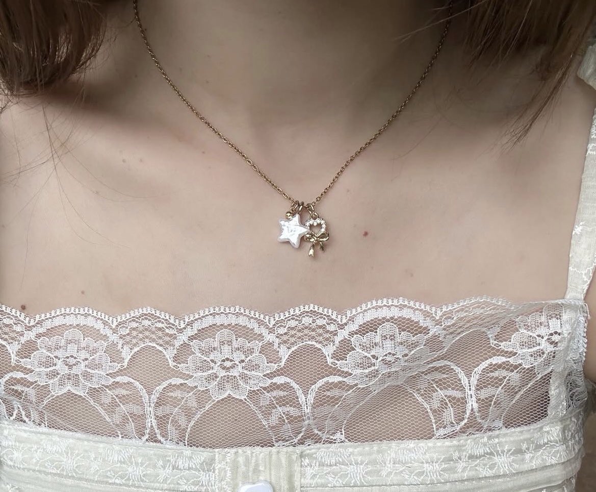 sonhosaurus's tweet image. มารวมเครื่องประดับที่ดาวจิ๋วมาให้อีกคั้บบ🤏🏻🌟 เป็นของแบรนด์ไทยหมดเลยย ดีไซน์น่ารัก เน้นใส่ everyday ได้ ราคา 200-500 🎀🛋️🐇