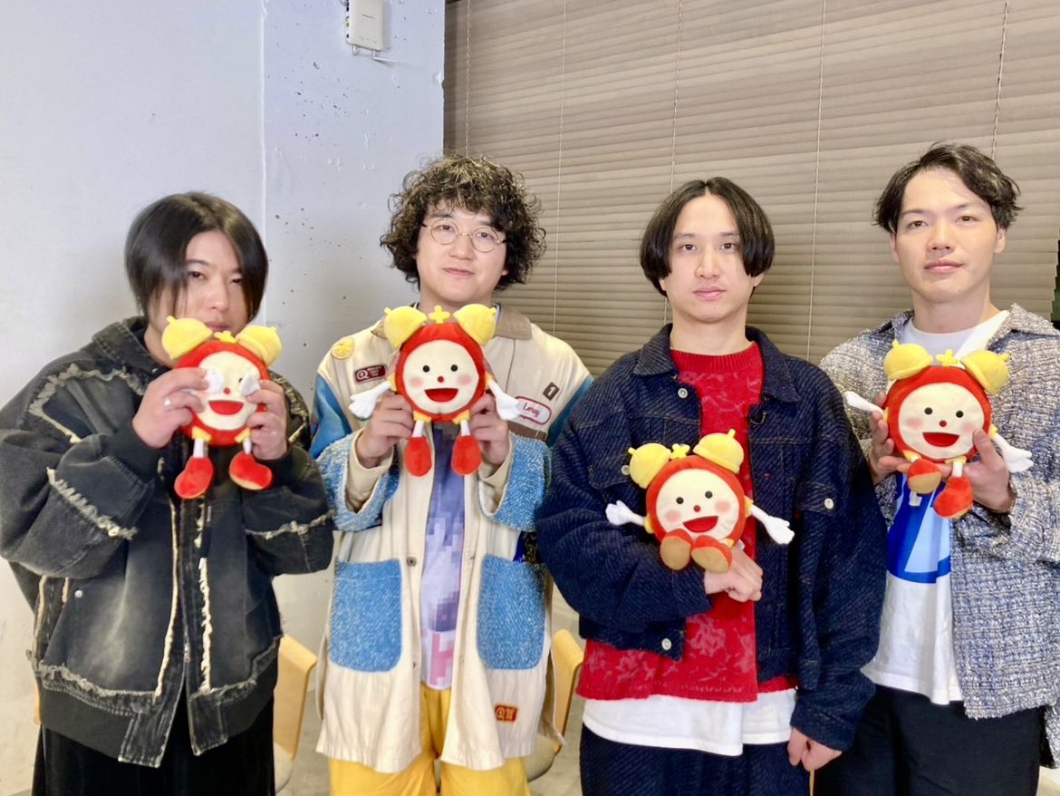 はっとりさん乗せとる腕に🥹❤️‍🔥⏰