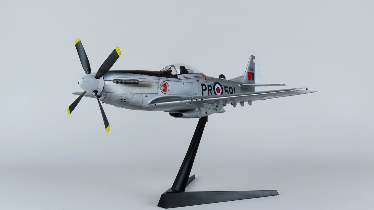 V4EVER's tweet photo. My latest project, the Tamiya 1:32 F-51D, RCAF 403 Calgary Squadron. This was a long time project, and I'm really pleased with how it's turned out. It was a lot of fun to build and paint a Canadian Mustang. Thanks to @rocket_catapult for the opportunity :) https://t.co/W1bchCx76i