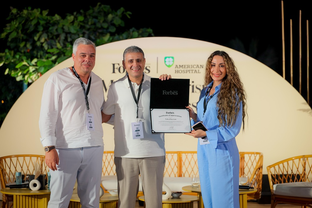 استعرض أشرف قرطام طرق تحويل التحديات إلى قوة ووضوح ذهني، وذلك في جلسة نقاشية قيمة بإدارة بدور الموسى، مقدمة البرامج في فوربس الشرق الأوسط. 