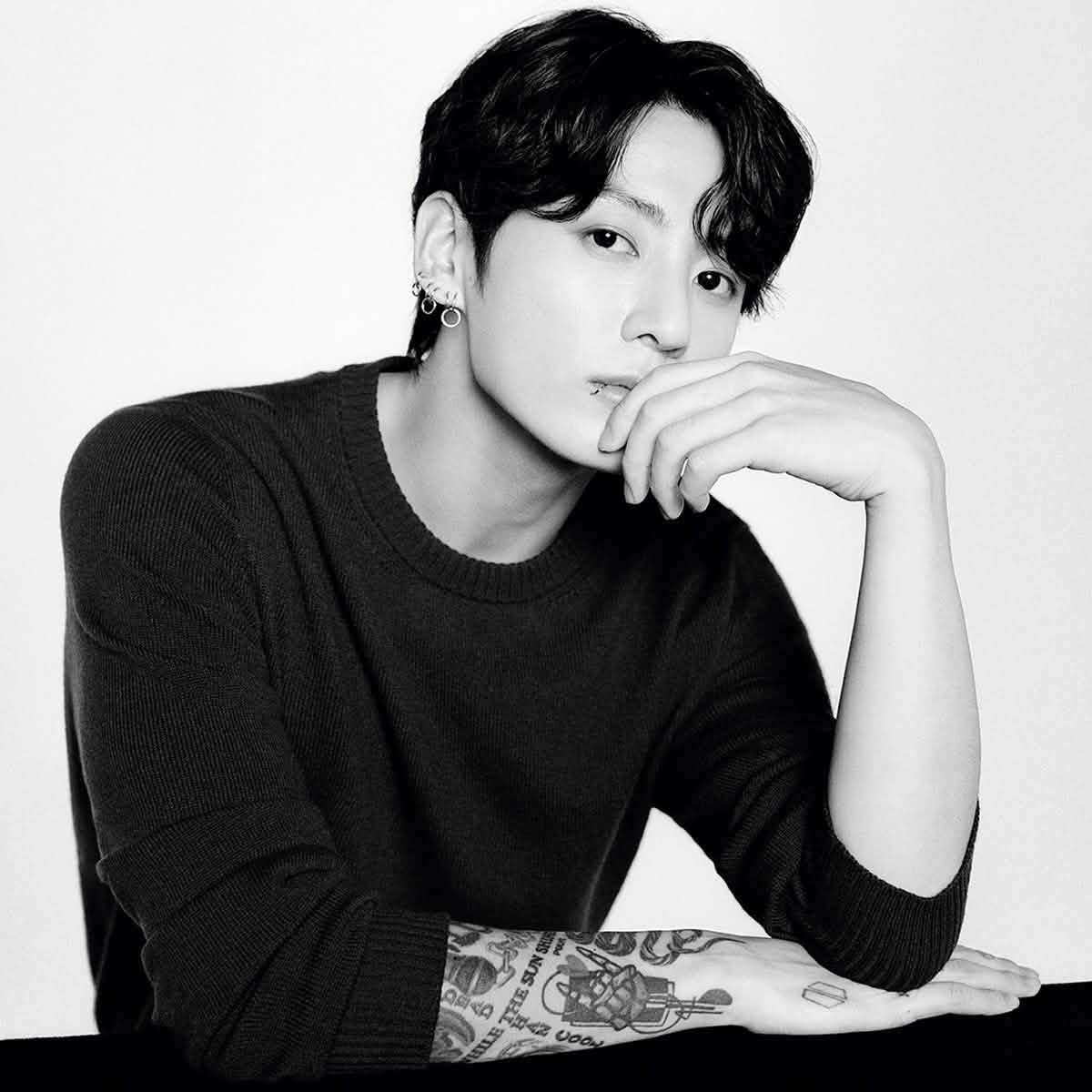 Tah__Mina's tweet photo. JUNGKOOK FOR CHANEL BEAUTY
#JUNGKOOKxCHANELBEAUTY https://t.co/cZDelxAAJI