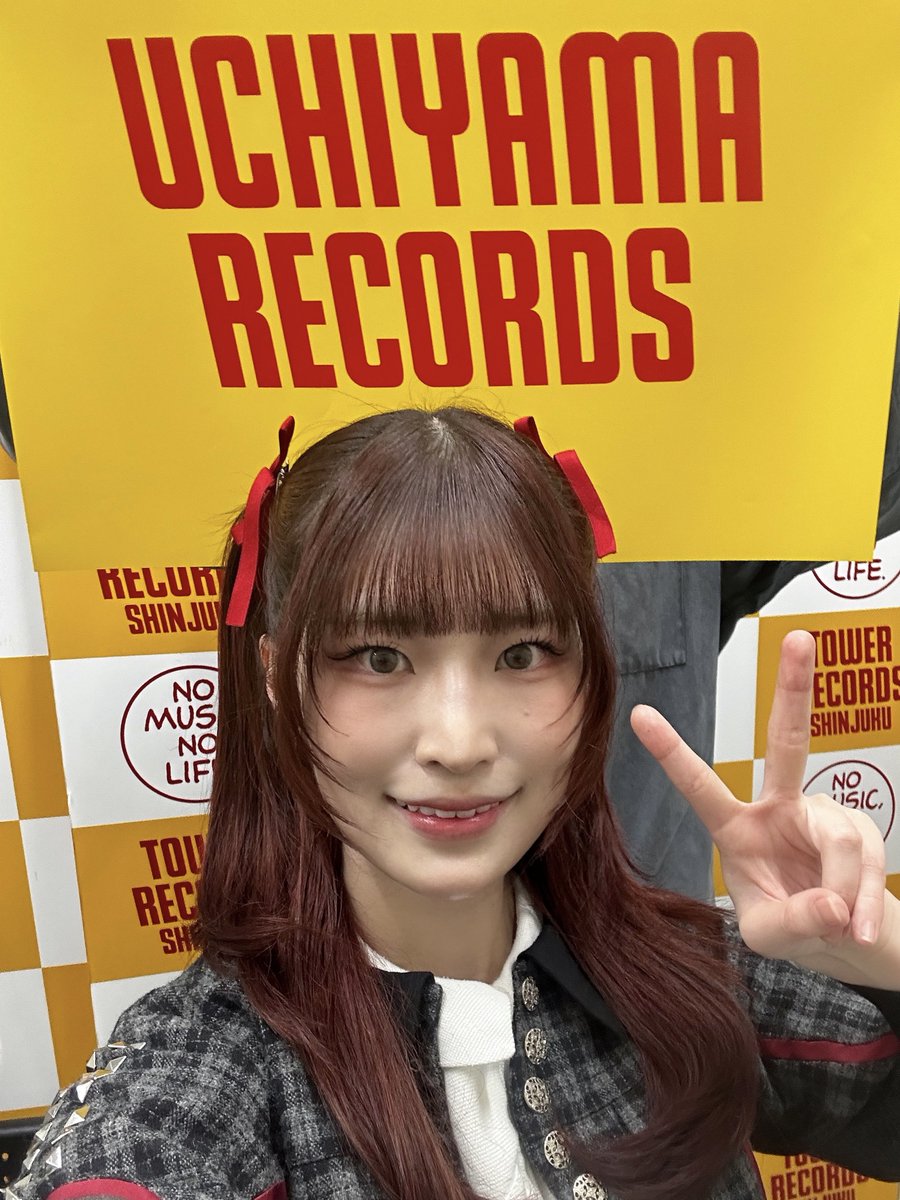 明日はタワーレコード新宿店さん9FにてRAY 『White』ラストのリリイベ