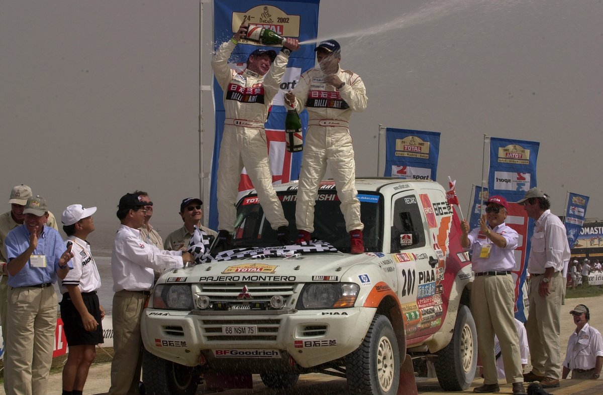 2003 パリダカール・ラリー ミツビシ ラリアート ダウンジャケット 増岡浩 2003 パリダカール・ラリー ミツビシ ラリアート ダウンジャケット