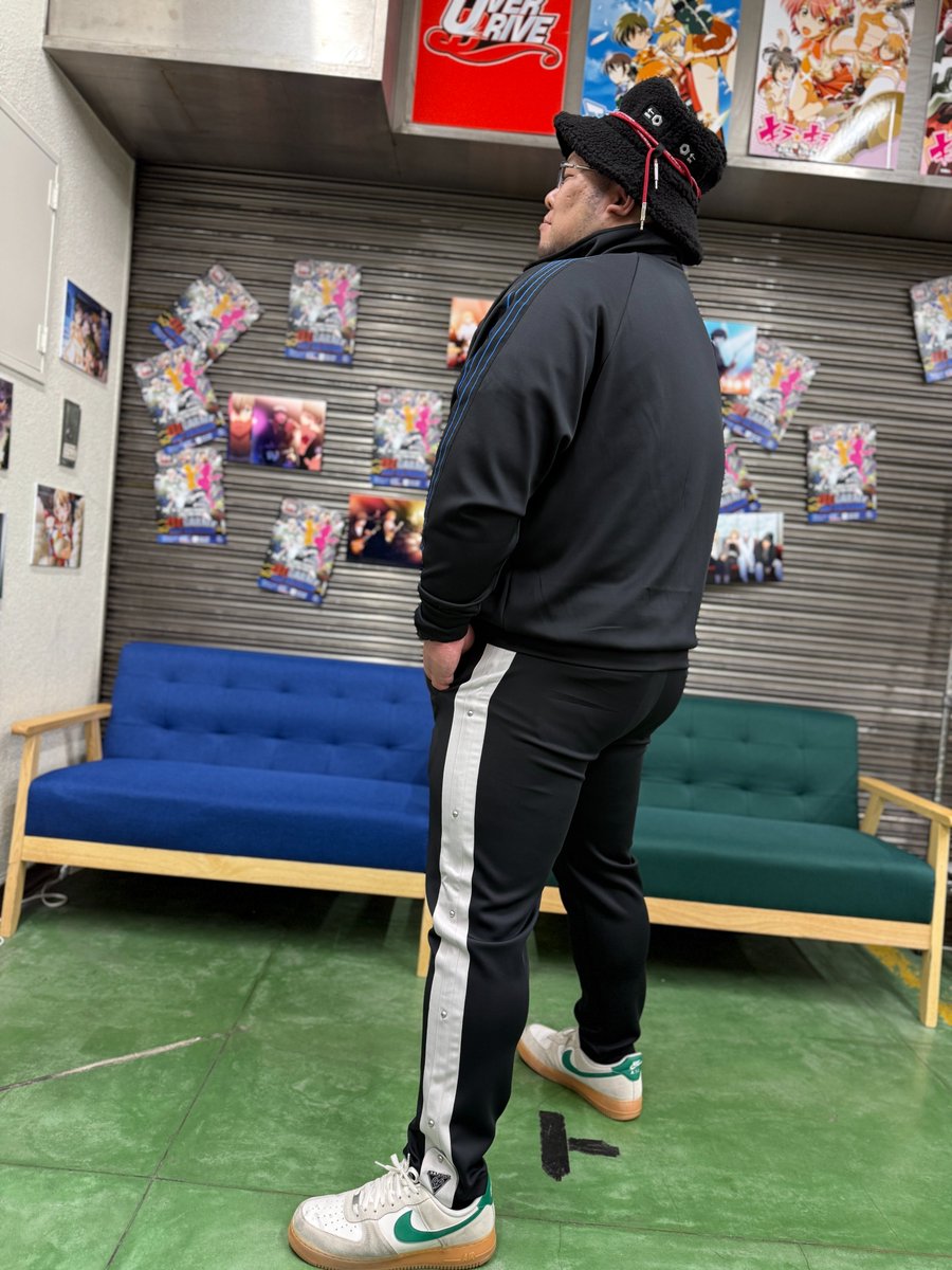 𝑶𝑽𝑬𝑹𝑫𝑹𝑰𝑽𝑬 𝑪𝑶𝑳𝑳𝑬𝑪𝑻𝑰𝑶𝑵 𝟐𝟎𝟐𝟓-𝟐𝟎𝟐𝟔