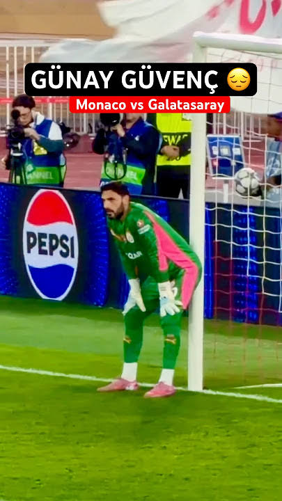 TEBRİKLER TARİHE GEÇTİNİZ
Monaco - Galatasaray Şampiyon Ligi maçında (6 saniye) Günay Güvenç yediği erken gol ile dünya futbol tarihine geçti.

Nerden baksan rezilsiniz.

#ASMvGS #MONvsGS #perşembe #deprem #FenerinMaçıVar #bravfb