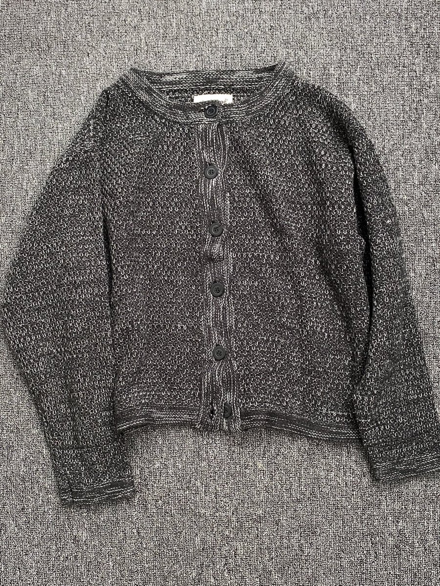 cloudyyynow's tweet photo. guys aku mau PL pakaian aku yg jarang banget dipake, karna mau pindahan rumah jd fotonya seadanya ya untuk harga dan detail bahan bisa DM ya https://t.co/Lgafxc8x3O