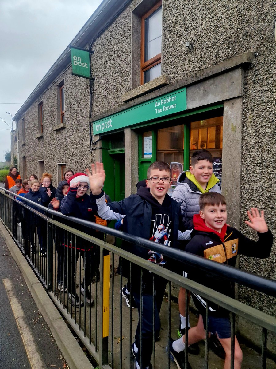 therowerns's tweet photo. This morning we retraced our roots  walking from the original school in the Rower. We took time to remember those who came before us, the history that shaped our school, and to imagine where our students will be in 40 years when we celebrate 100 years ! https://t.co/RgIqUUQqyx