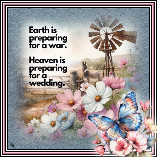 LoriRhae tweet media