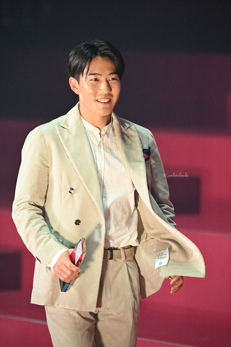 ☁️☁️ tweet media