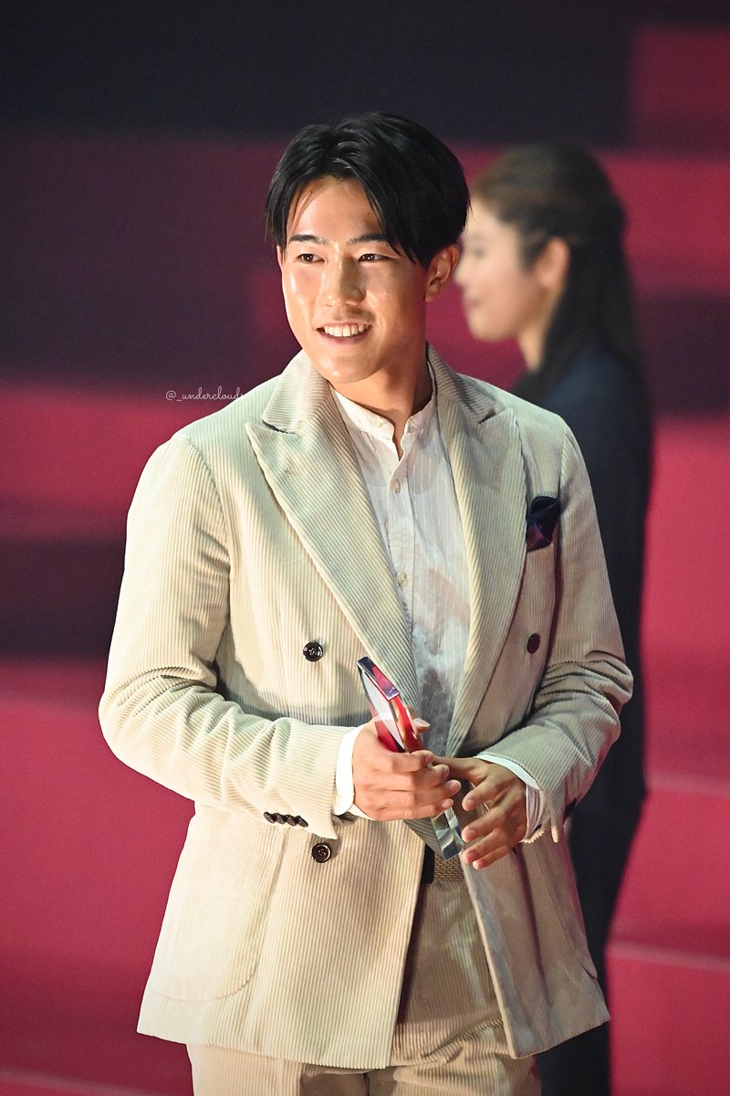 ☁️☁️ tweet media