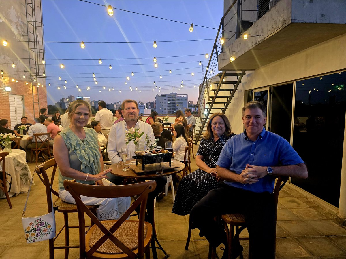 Capexpy's tweet image. AFTER OFFICE CAPEX 2025
Como cada año, nos reunimos junto a directivos, socios y colaboradores para conmemorar un período de importantes avances y resultados.
 Brindamos por un futuro de crecimiento sostenido. 🥂