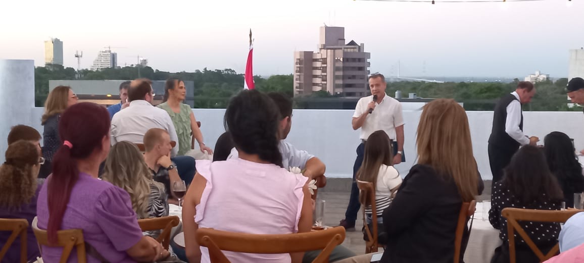 Capexpy's tweet image. AFTER OFFICE CAPEX 2025
Como cada año, nos reunimos junto a directivos, socios y colaboradores para conmemorar un período de importantes avances y resultados.
 Brindamos por un futuro de crecimiento sostenido. 🥂