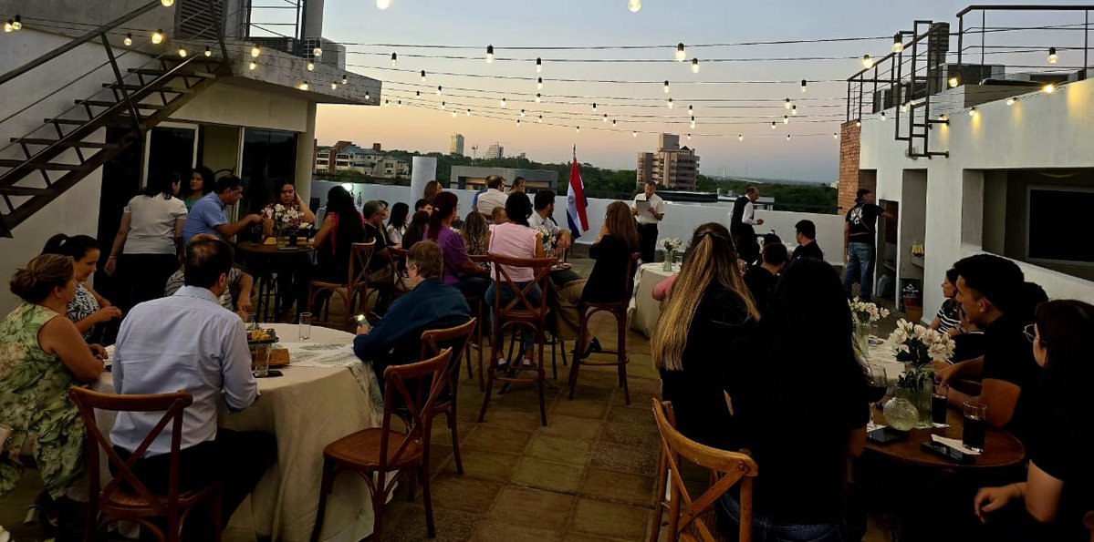 Capexpy's tweet image. AFTER OFFICE CAPEX 2025
Como cada año, nos reunimos junto a directivos, socios y colaboradores para conmemorar un período de importantes avances y resultados.
 Brindamos por un futuro de crecimiento sostenido. 🥂