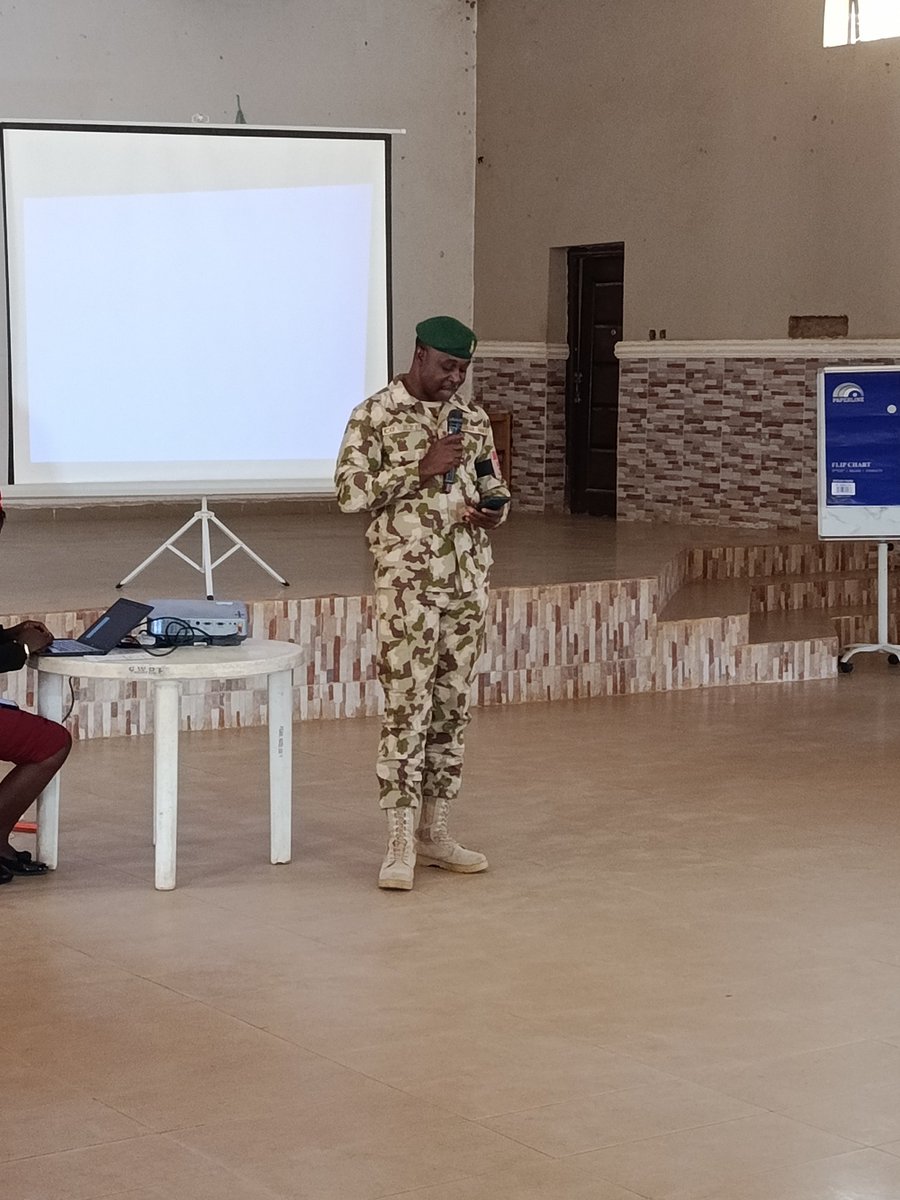yiavha's tweet photo. "...The strength of any community lies in its people, especially its youth..."
- Capt CO Eze during his goodwill message at the #IDF
#YIAVHA #SPRiNGInAction #My2025 #StrengtheningPeace #PeaceThroughDialogue https://t.co/7BIH49RUnN