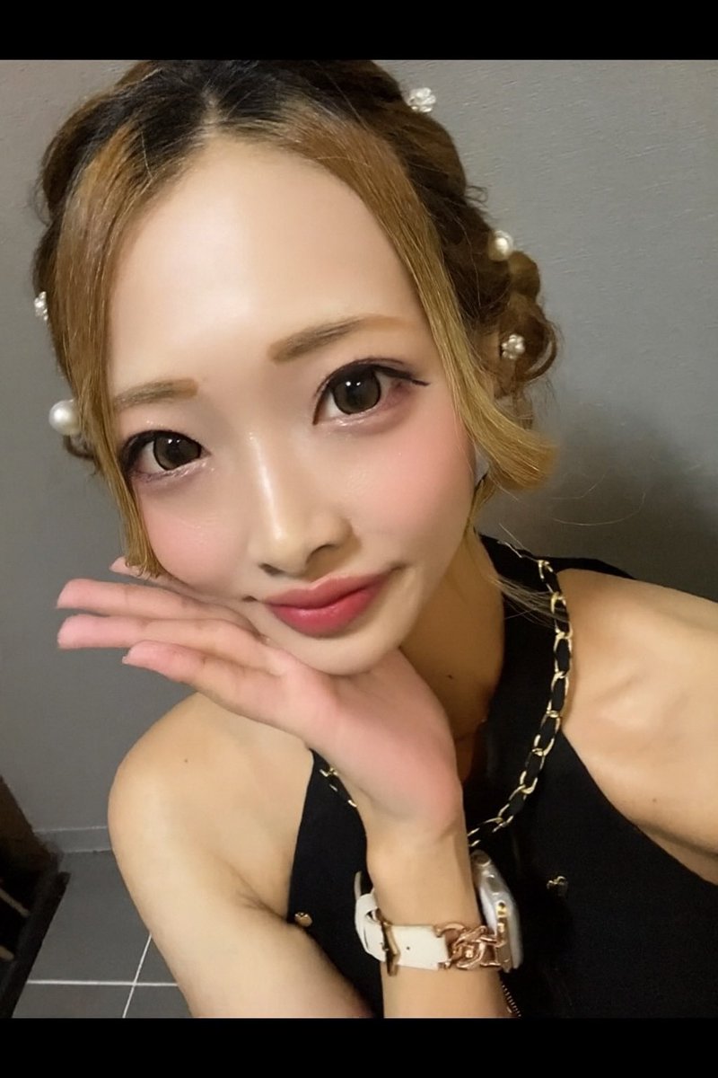 ManameloV3v's tweet photo. 最近の私。元気です😇 https://t.co/KNPIcC7z5B