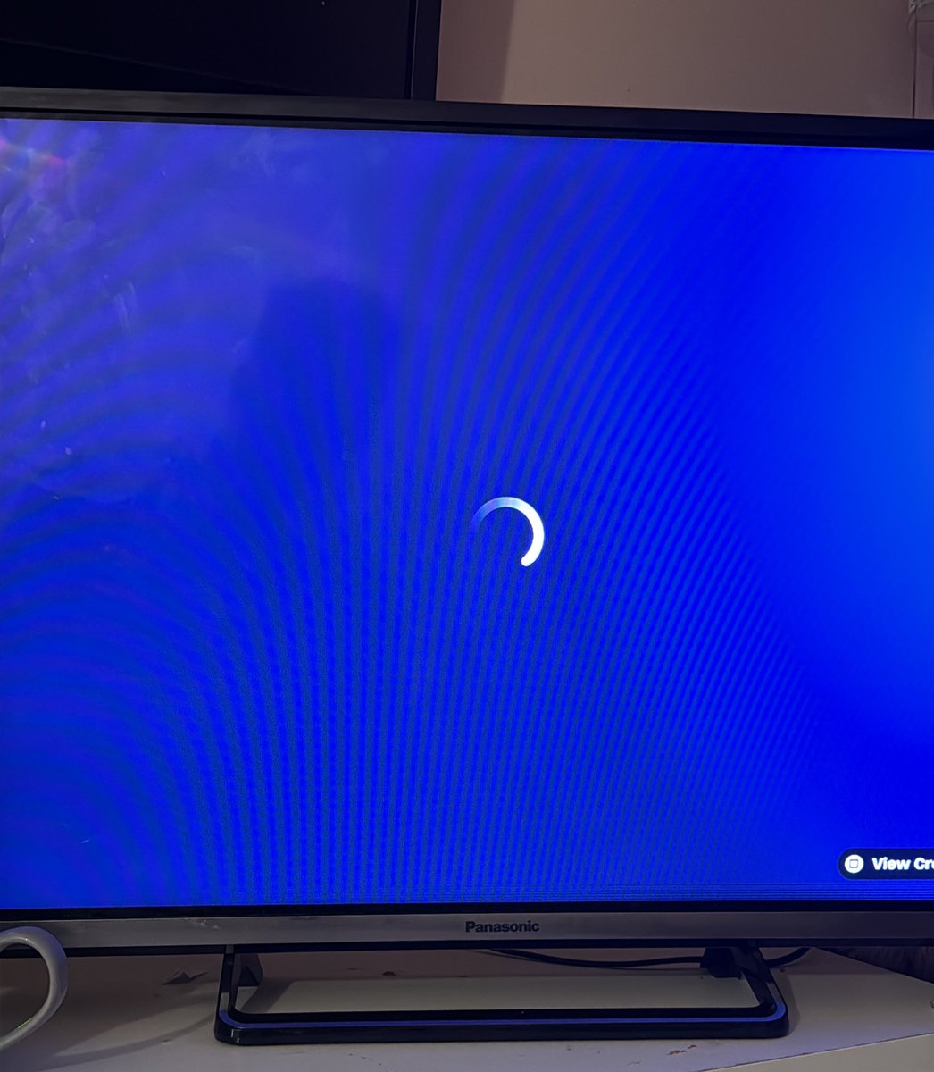 someone needs a tissue 😭😢 tweet media