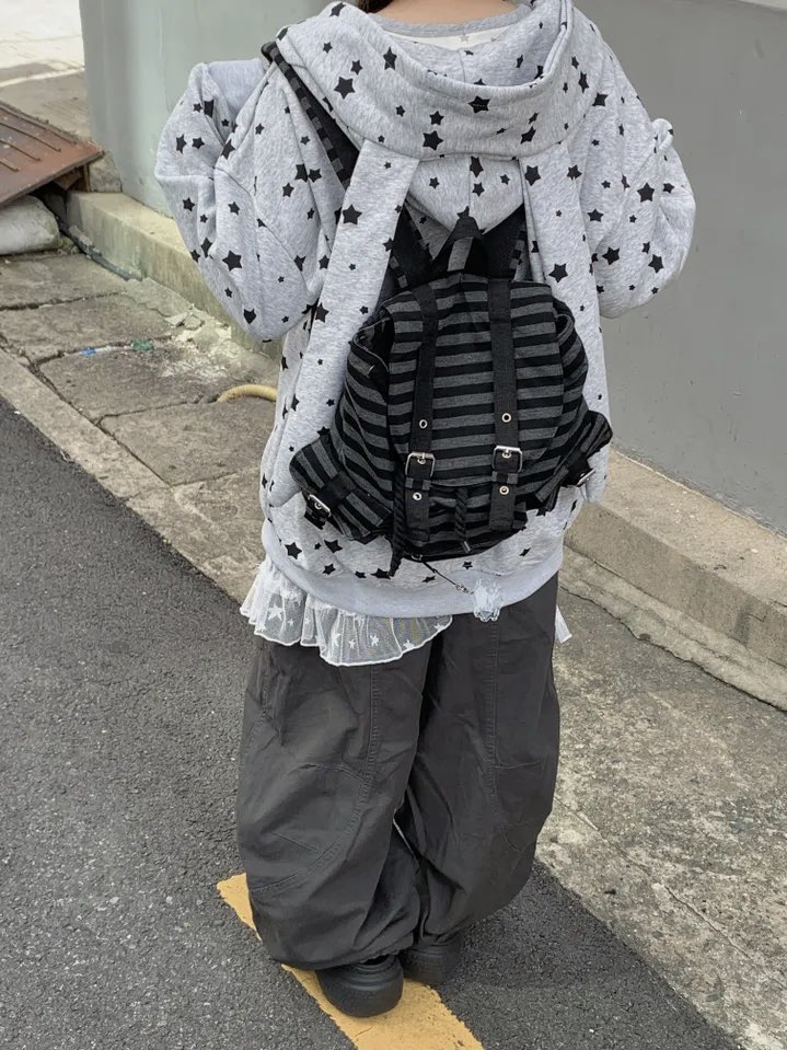 엄브이 tweet media