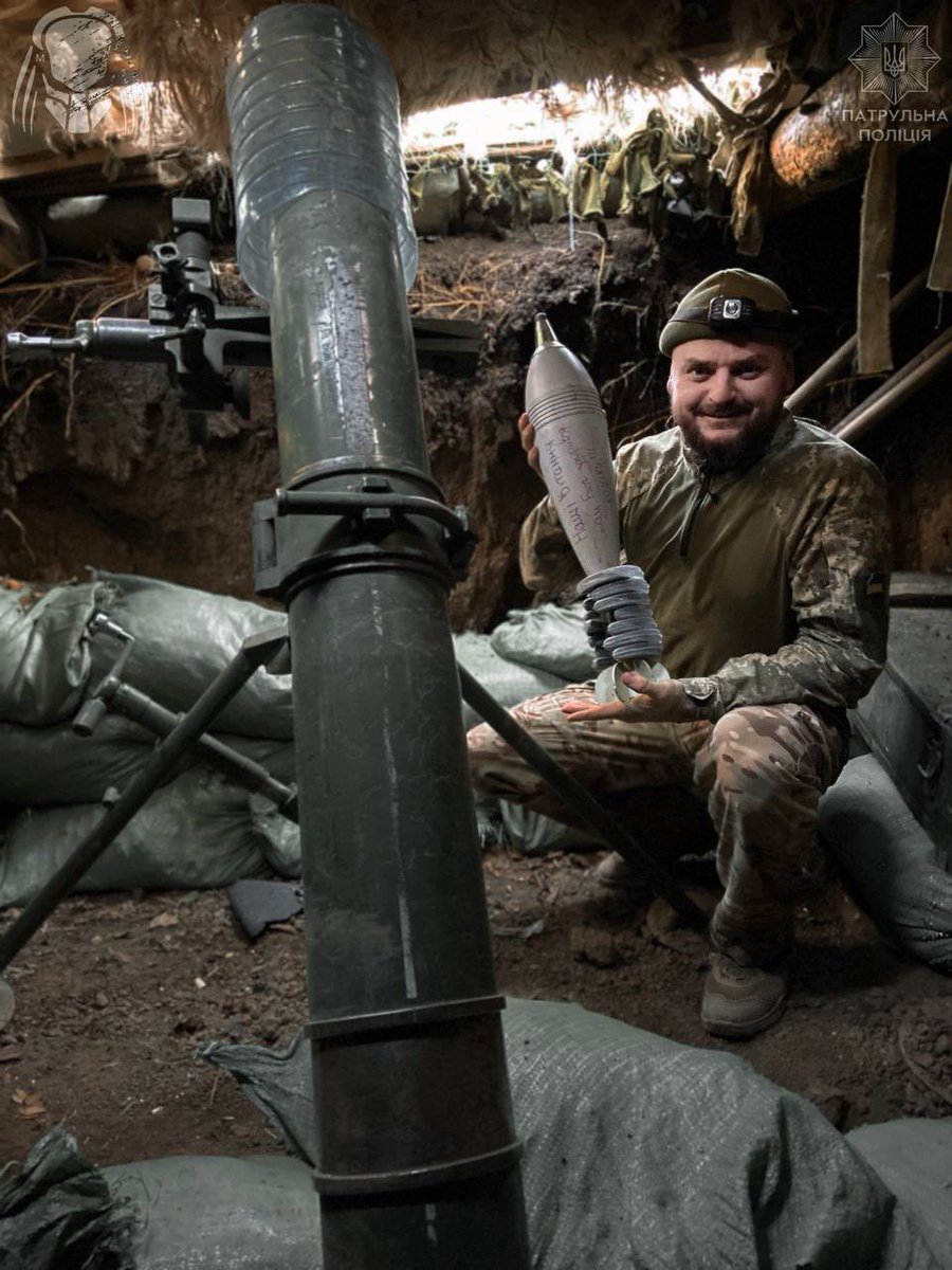 Biloshytsky's tweet photo. In war, it is important to have nerves of steel.
The mortarmen of the "Khyzhak" have it. Their positions are at the frontline. This is a work where you have to be ready not only for mortar missions, but also for closer contact if the operational situation changes dramatically. https://t.co/zYJbn5ewJk