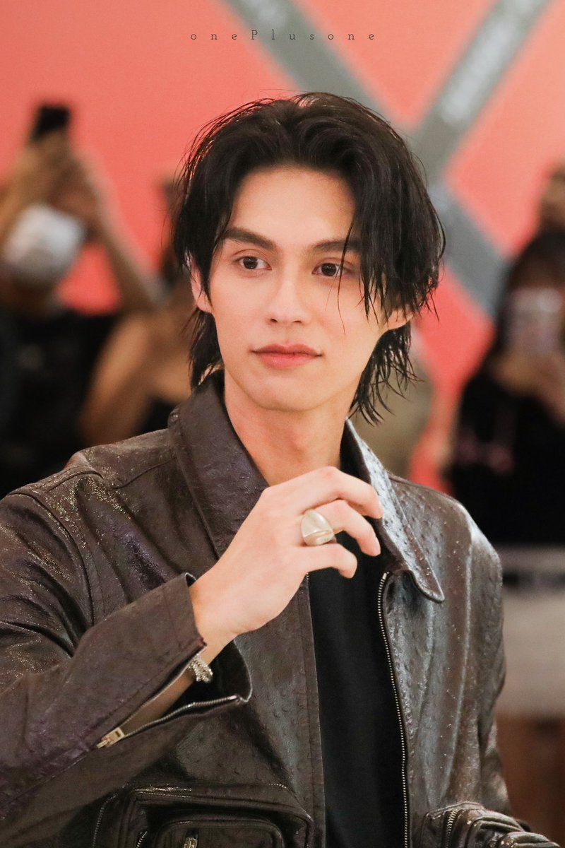 onePlusone ᥫᩣ tweet media