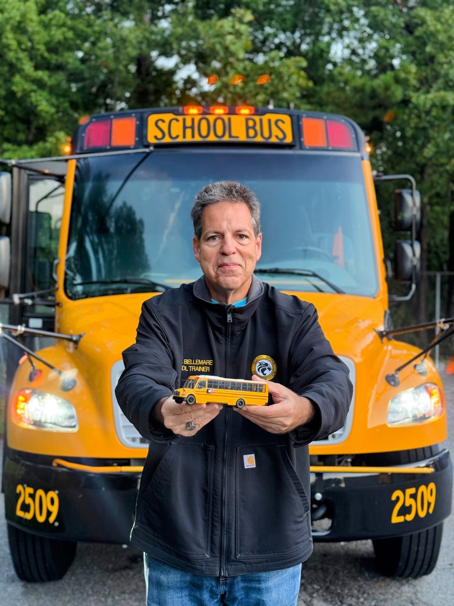 Thomas Built Buses tweet media