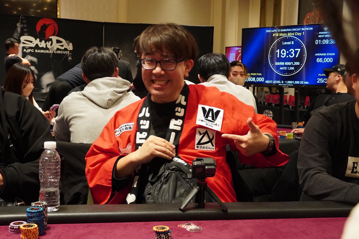 B/L ハッピー中尾@ポーカー芸人 tweet media