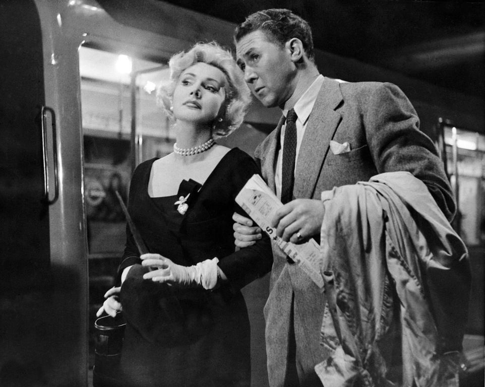 TalkingPicsTV's tweet photo. A quality performance from #AnnaNeagle in this compelling court drama...
📽️ THE MAN WHO WOULDN'T TALK (1959) 1:05pm co-stars ⭐ #AnthonyQuayle #ZsaZsaGabor drama #TPTVsubtitles https://t.co/VOq6u9H0np