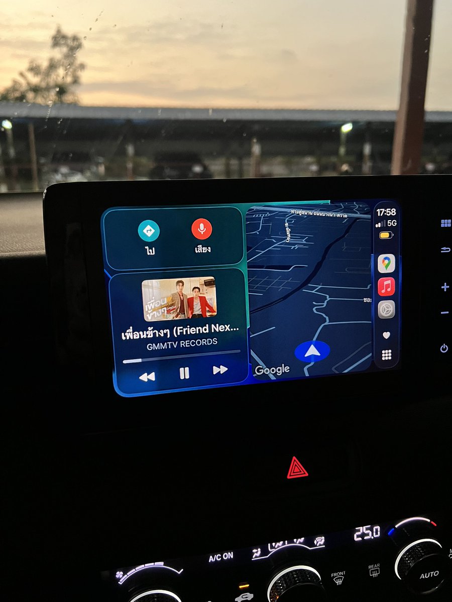 naneng_jaa's tweet image. 150,000 แล้ว ไปฟังกันทุกคน 
“ เพื่อนข้าง Friend Next Door ”
👇🏻
youtu.be/T4daihy57FY?si…

#SurfJava #swensurf #javabh 
@swensurf @javabh28