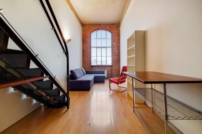 LookProperty's tweet image. TO LET 🏡

Manhattan Building, Fairfield Road, Bow E3 📍

£1,800 pcm 💷

One bedroom galleried style apartment set within the popular Bow Quarter development.

rightmove.co.uk/properties/152…