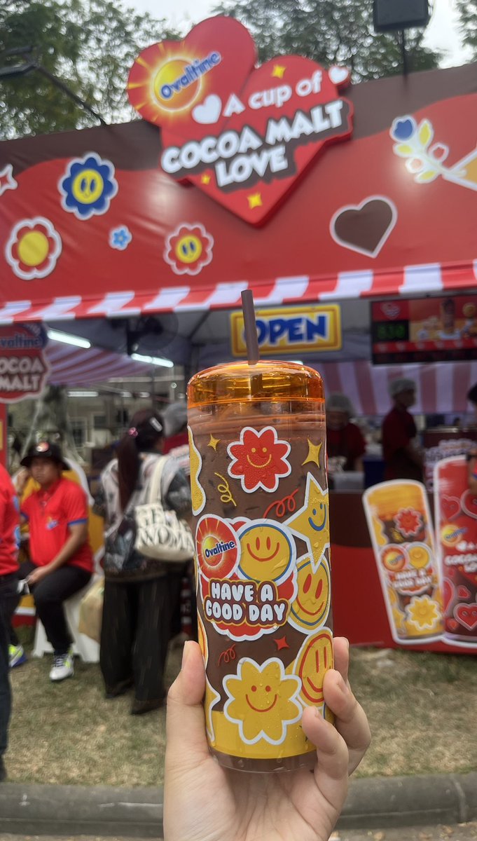 นสพ.คนนั้นอาศัยอยู่ในร้านกาแฟ tweet media