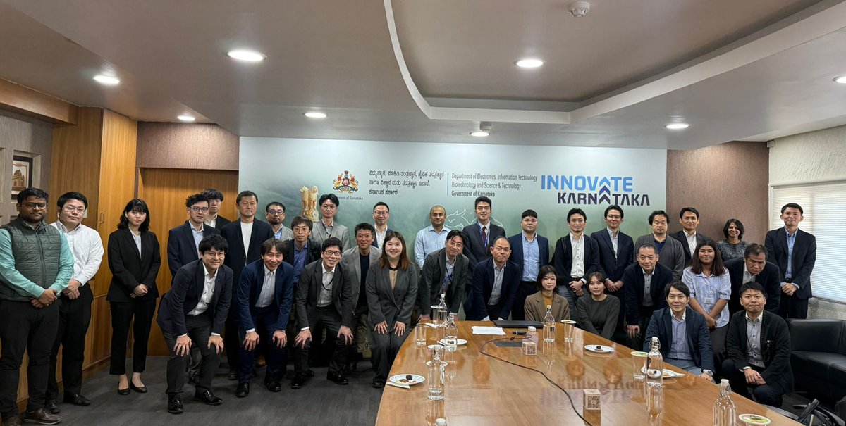 Bengaluru hosted a distinguished delegation of 28 Japanese corporations exploring Global Capability Centre (GCC) expansion in Karnataka. The delegation includes leading enterprises with representatives from JETRO and Japan's Ministry of Economy, Trade and Industry.
1/4