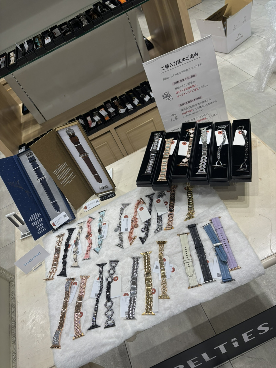 exceed_ikegami's tweet photo. 本日よりPOPUP開催スタート🔥
BELTIESの人気モデルが実際に手に取れる機会になります！

✨ウルトラマン60周年記念バンド
✨「Bandee Joy」シリーズ最新作
POPUP限定で先行販売中！

お近くの方はぜひ遊びに来てください⌚⚡️
#BELTIES #ベルティーズ #ウルトラマン60周年 https://t.co/W4n5FLHN5V