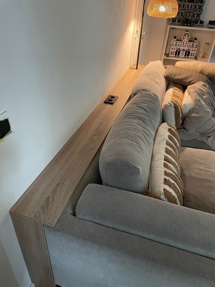 فكرة جميلة خلف الكنب