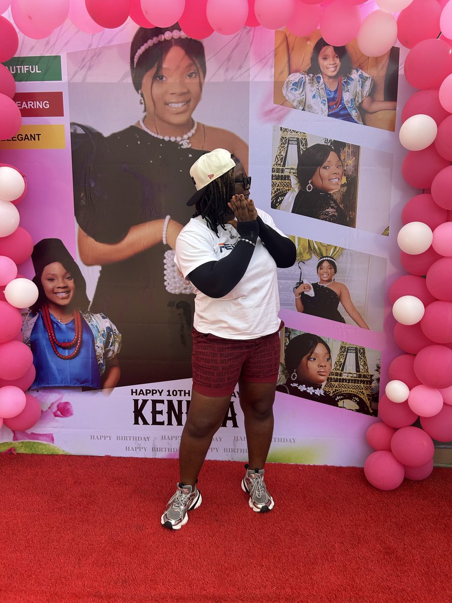 Happy 10th Birthday Kendra 

#SpicyGang #Birthdayshout