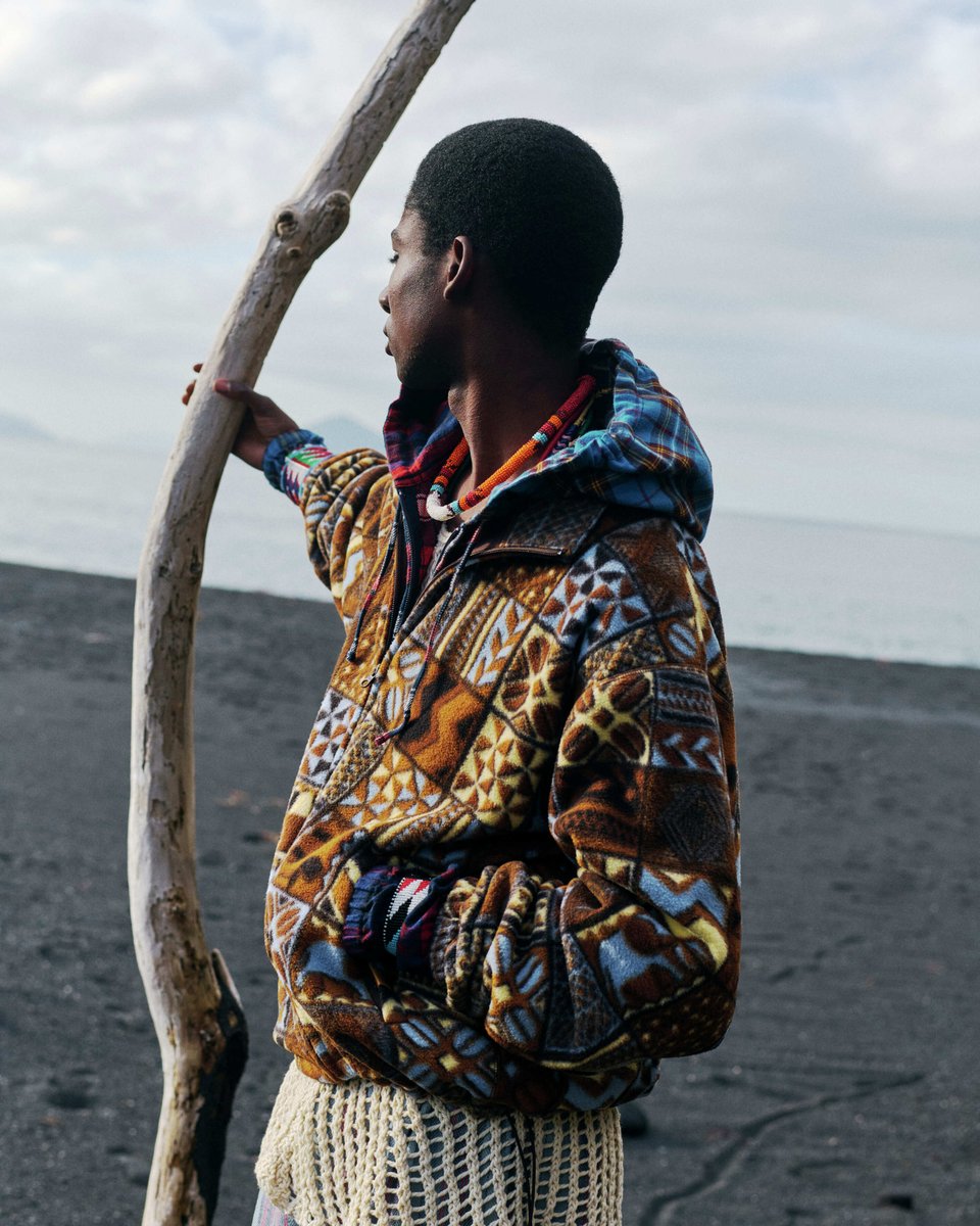 明日！12月12日（金）発売🏃💨 〈STARBUCKS STAND by BEAMS〉の