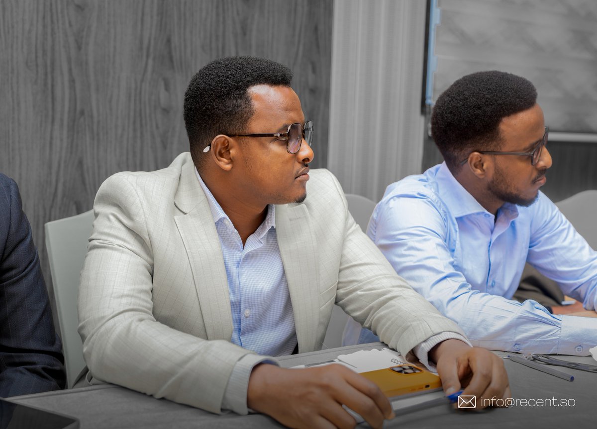 Recentso's tweet photo. Recent-IT joined the Somali CEOs &amp; Foreign Investors Roundtable organized by the Ministry of Planning and the Somalia Investment Promotion Office.

Eng. @ZakyMoha10  , CEO at Recent-IT, represented the company.

2/1 https://t.co/eYfr63xXS1