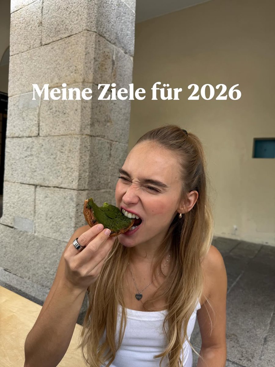 SinaNoahDaily's tweet image. “Meus objetivos para 2026”
“Aplaudir a mim mesma quando mais ninguém o faz.”
“Me permitir fazer pausas sem me sentir mal.”
“Seguir o meu próprio ritmo e não me comparar com os outros”

Sina | Instagram (conta alemã)