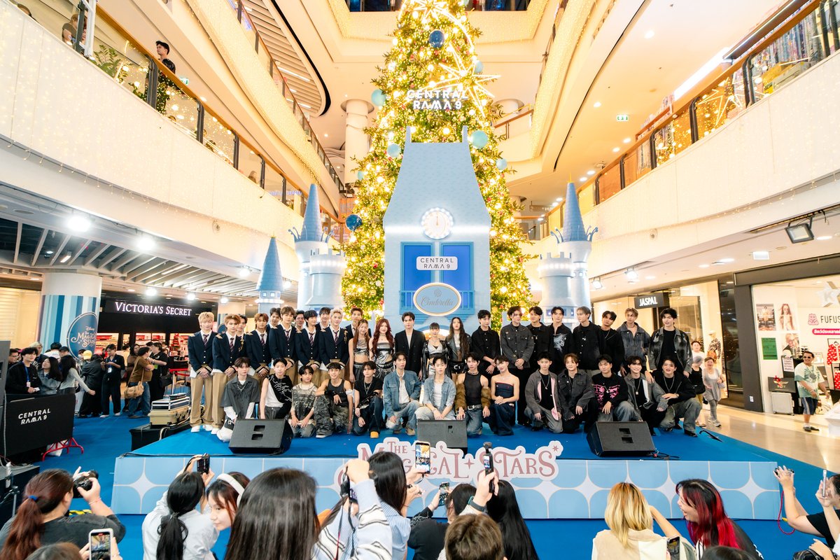 playsconnect tweet media