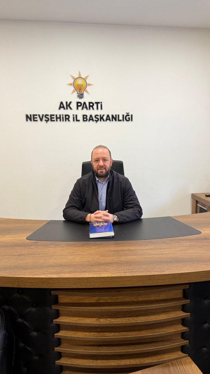 İl Başkan Yardımcımız Ömer Özaltın Nöbetçi Başkan uygulamamız kapsamında İl Başkanlığımıza gelen misafirleri ağırladı.