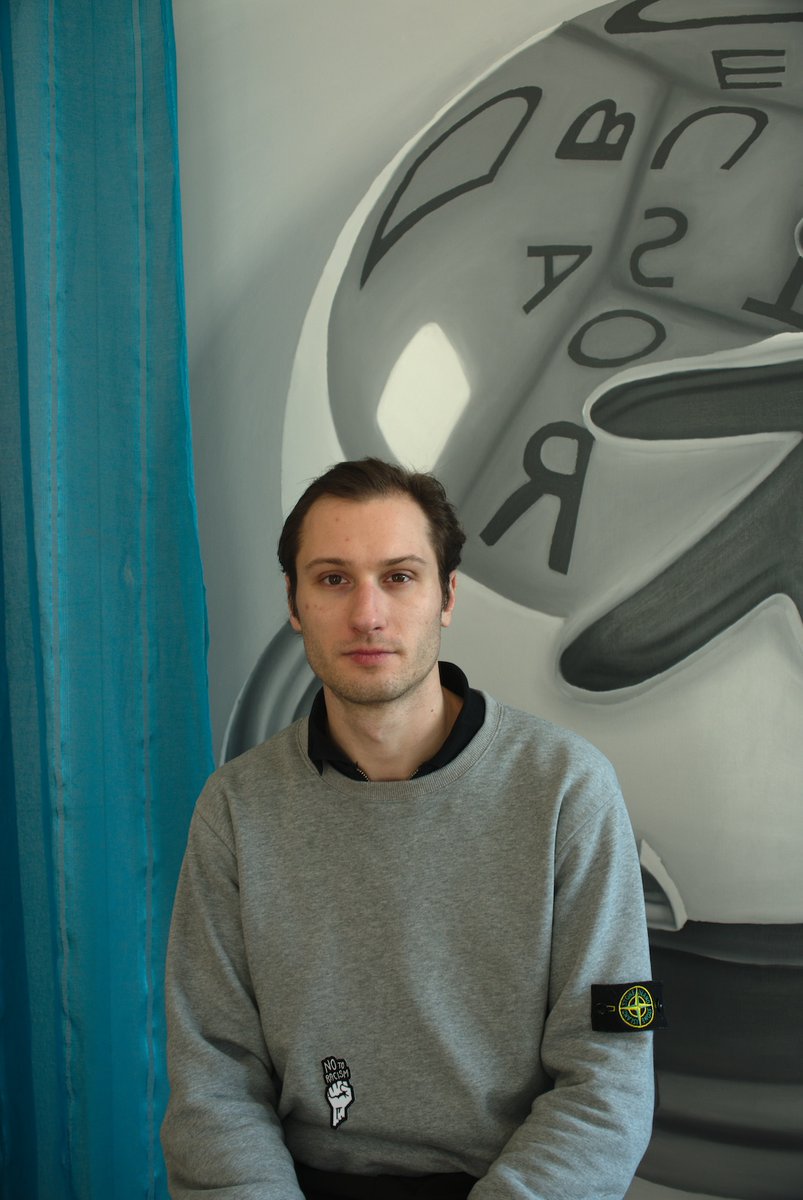 Es ist endlich soweit: In dieser Woche publizierten wir als krönenden Abschluss den Siegeressay des Eisvogel-Preises für radikale Essayistik 2025. Er stammt von dem Leipziger Künstler Tobias Kurpat. Auch er betrachtet das "Barbarentum", das die Neue Rechte und  die "Tech Bros"